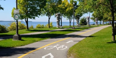 piste_cyclable_des_berges_du_fleuve_saint_laurent_1