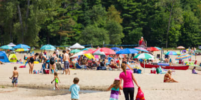 plage_du_centre_touristique_du_lac_simon_1