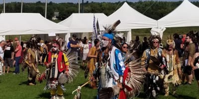 pow_wow_de_wolinak_1