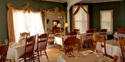 restaurant_de_lauberge_de_la_tour_du_lac_1