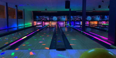 salon_de_quilles_bg_laval_2000_1