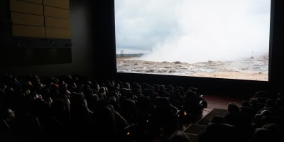 Visionnement d'un documentaire à l'événement Rencontres Internationales du documentaire de Montréal (RIDM).