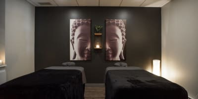 Two massage tables at Zen Évasion Spa.