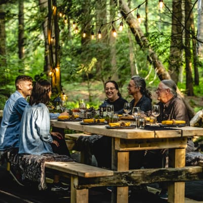 Table en forêt par Fredélys