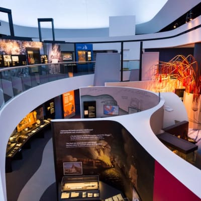 The Canadian history hall