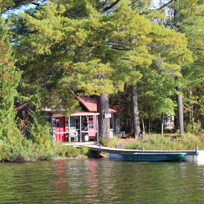 Pour vos vacances de pêche et de détente en nature - Pourvoirie Légende des Bois