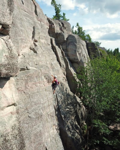 Escalade de roche - Camp de Base Abitibi.