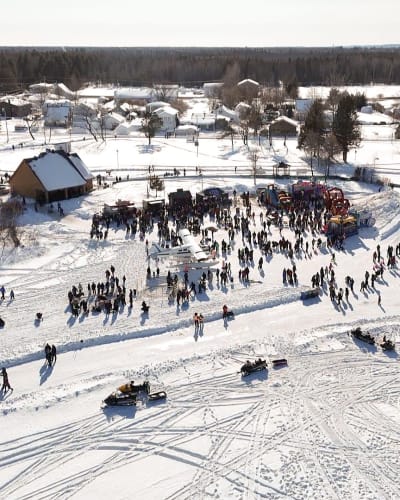 Vue aérienne du Carnaval D'hiver du lac a la tortue.