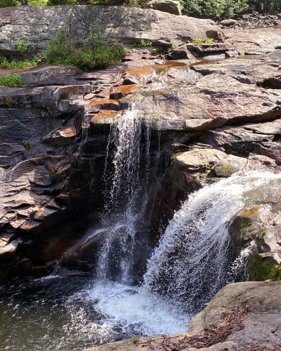 Chutes Wayagamac in summer.