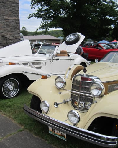 Expositions de voitures en Petite Nation