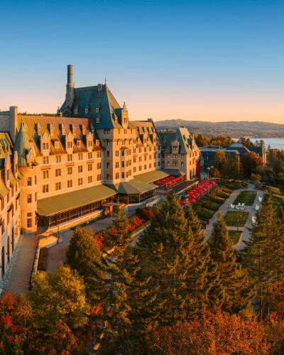 Le Manoir Richelieu en automne.