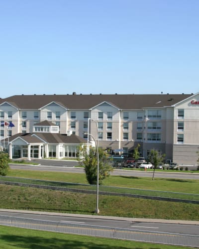 Hilton Garden Inn Montreal Airport - Extérieur de l'hôtel