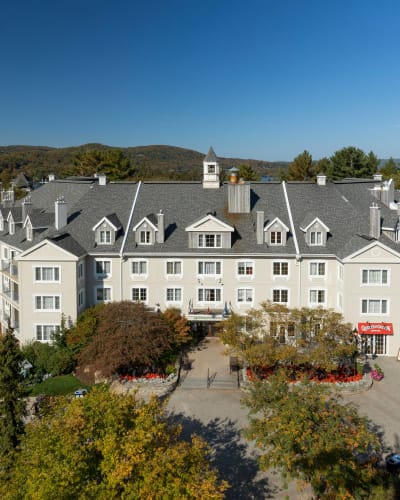 Holiday Inn Express & Suites Tremblant - Extérieur de l'hôtel