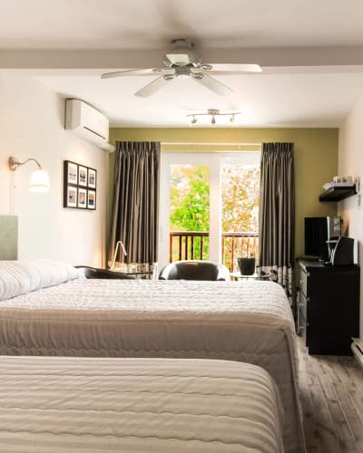 Hôtel-Motel Le Béluga - Chambre avec deux lits
