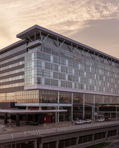 Montréal Airport Marriott In-Terminal Hotel