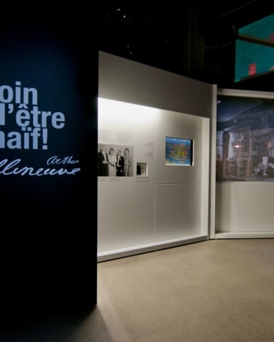 Arthur Villeneuve Loin d'être naïf!  