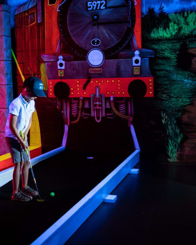 Combo 3 - Mini Golf and Galaxie Fun
