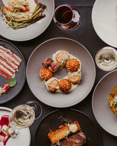 Plats gastronomiques du restaurant Le Napoléon.