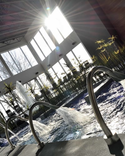 Noah Spa Venise-en-Québec - piscine intérieure