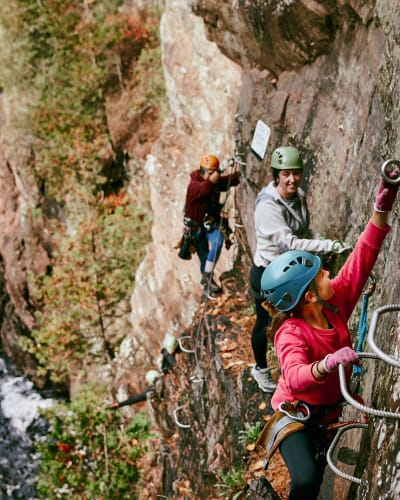 Via ferrata en été.