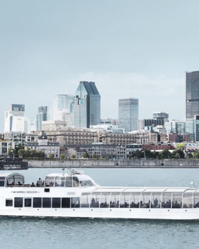 bateau_mouche_au_vieux_port_de_montreal_1