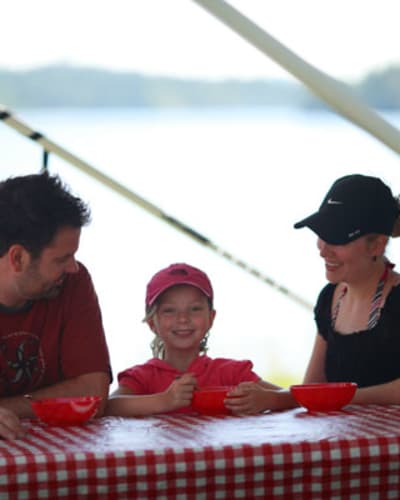 camping_dam_en_terre_1