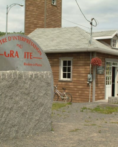 centre_dinterpretation_du_granite_1