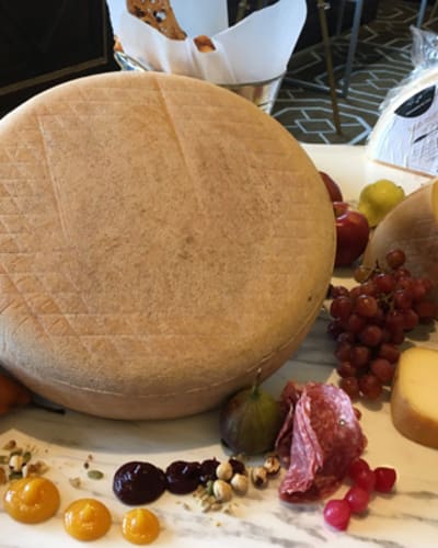 fromagerie_de_lile_aux_grues_1