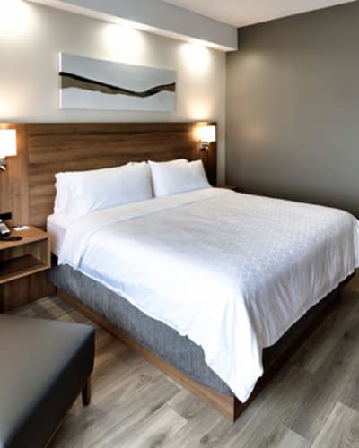 holiday_inn_express__suites_trois_rivieres_1