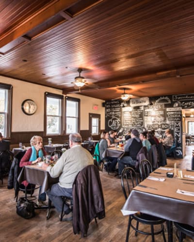 le_bistro_montebello_1