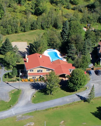 le_montagnard_hotel_condos_et_chalets_1