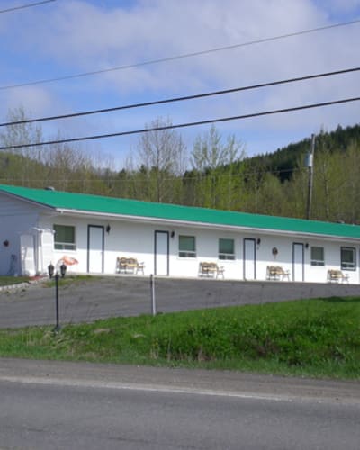 motel_des_cedres_1