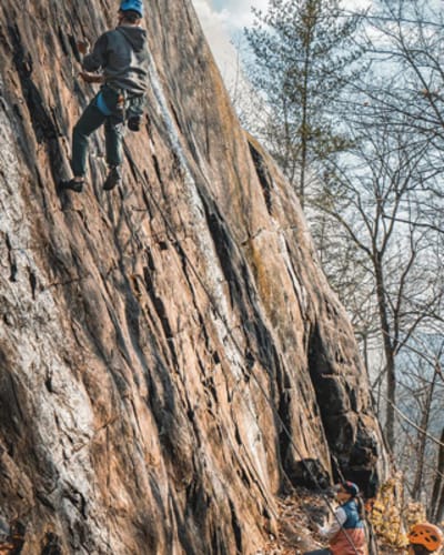 parc_descalade_et_de_randonnee_de_la_montagne_dargent_1