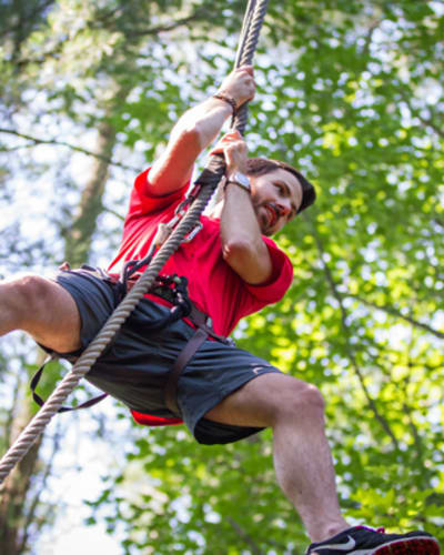 parcours_dhebertisme_aerien_du_parc_du_domaine_vert_1