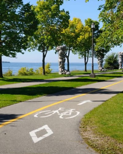 piste_cyclable_des_berges_du_fleuve_saint_laurent_1