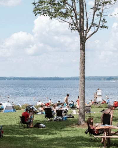 plage_municipale_de_lac_brome_1
