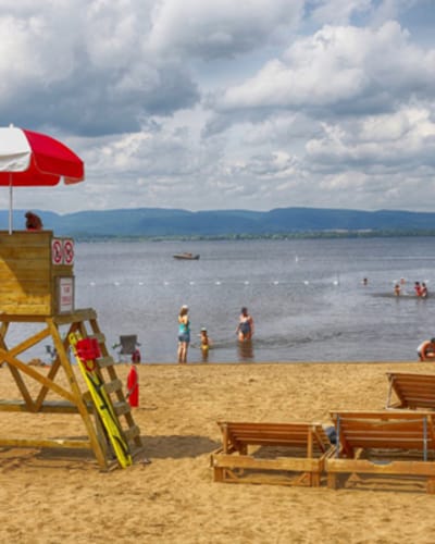 plage_municipale_de_saint_gabriel_de_brandon_1