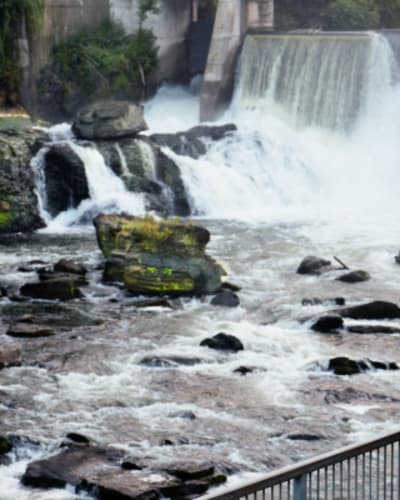 promenade_de_la_gorge_de_la_magog_1
