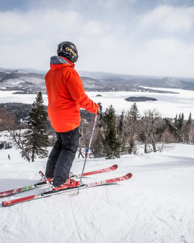 Skieur à Ski La Réserve.
