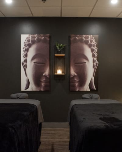 Two massage tables at Zen Évasion Spa.