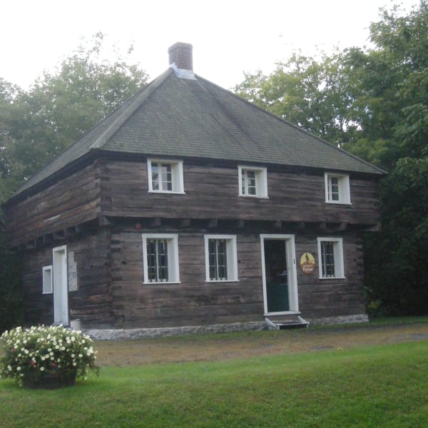 Blockhaus de la Rivière-Lacolle - Façade du bâtiment