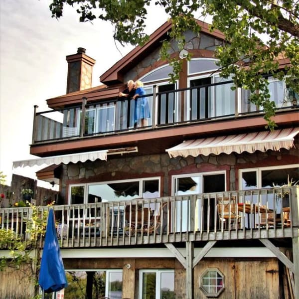 au_bord_de_leau_1