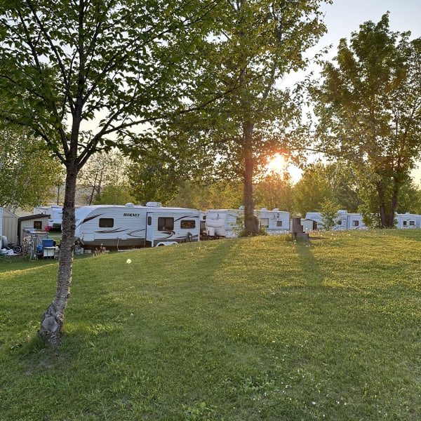 camping_a_la_clairiere_1