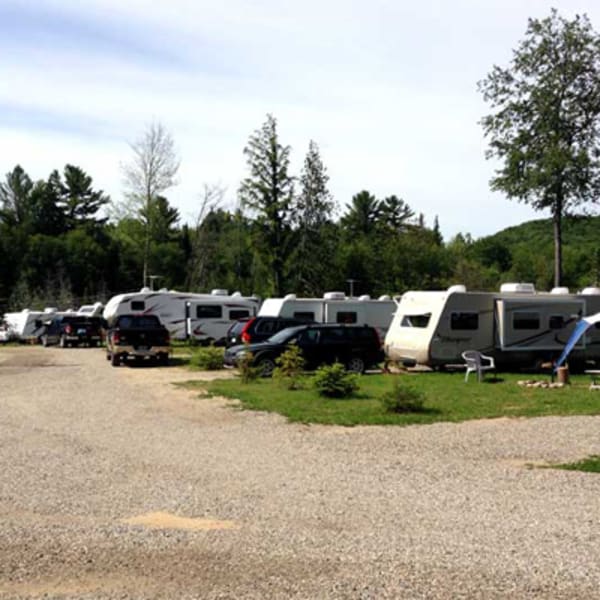 camping_au_petit_lac_simon_1