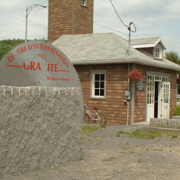 centre_dinterpretation_du_granite_1
