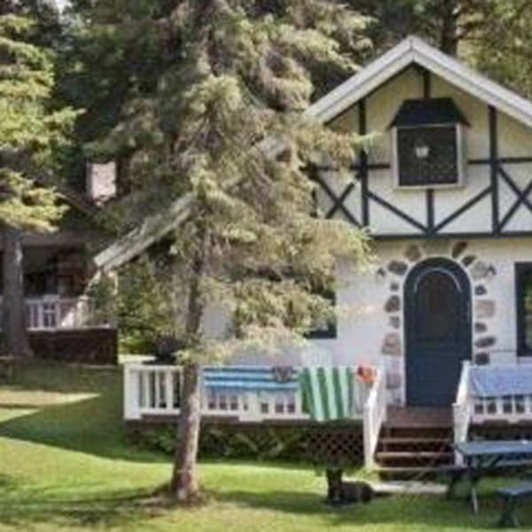 chalets_au_village_suisse_1