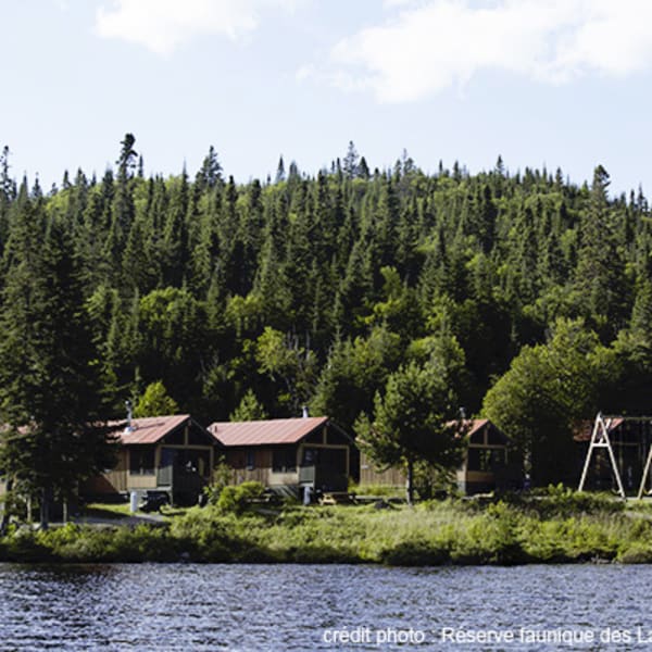 Cabins at réserve faunique des Laurentides
