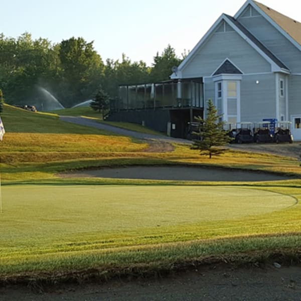 club_de_golf_de_pohenegamook_1