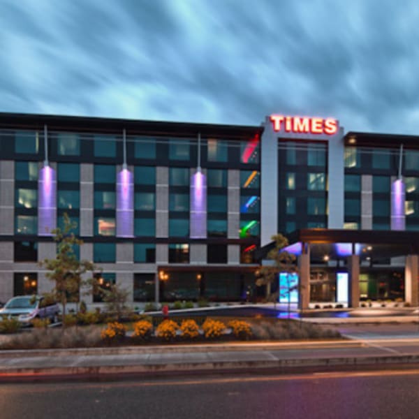 grand_times_hotel___sherbrooke_1