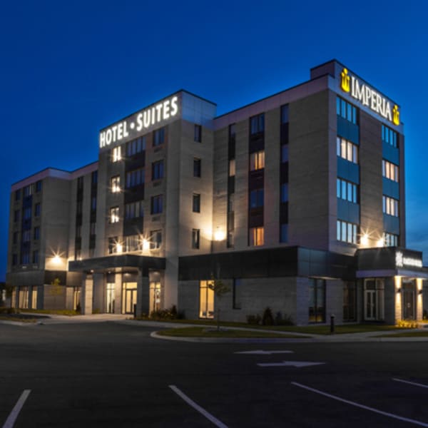 Impéria Hôtel et Suites (Boucherville)